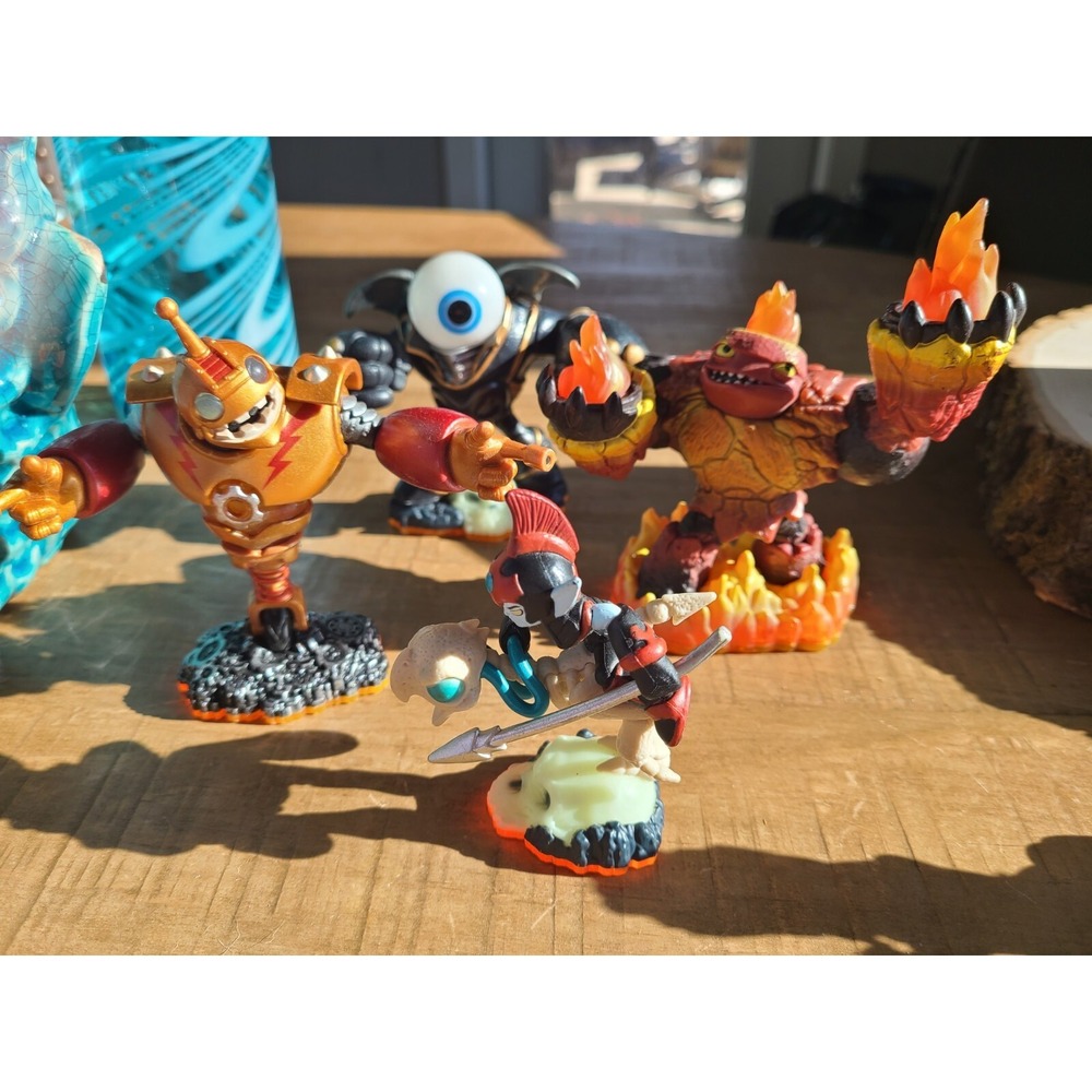 Skylanders‎ Giants lot (4) Fright Rider Eye Brawl Hot Head Bouncer Activision